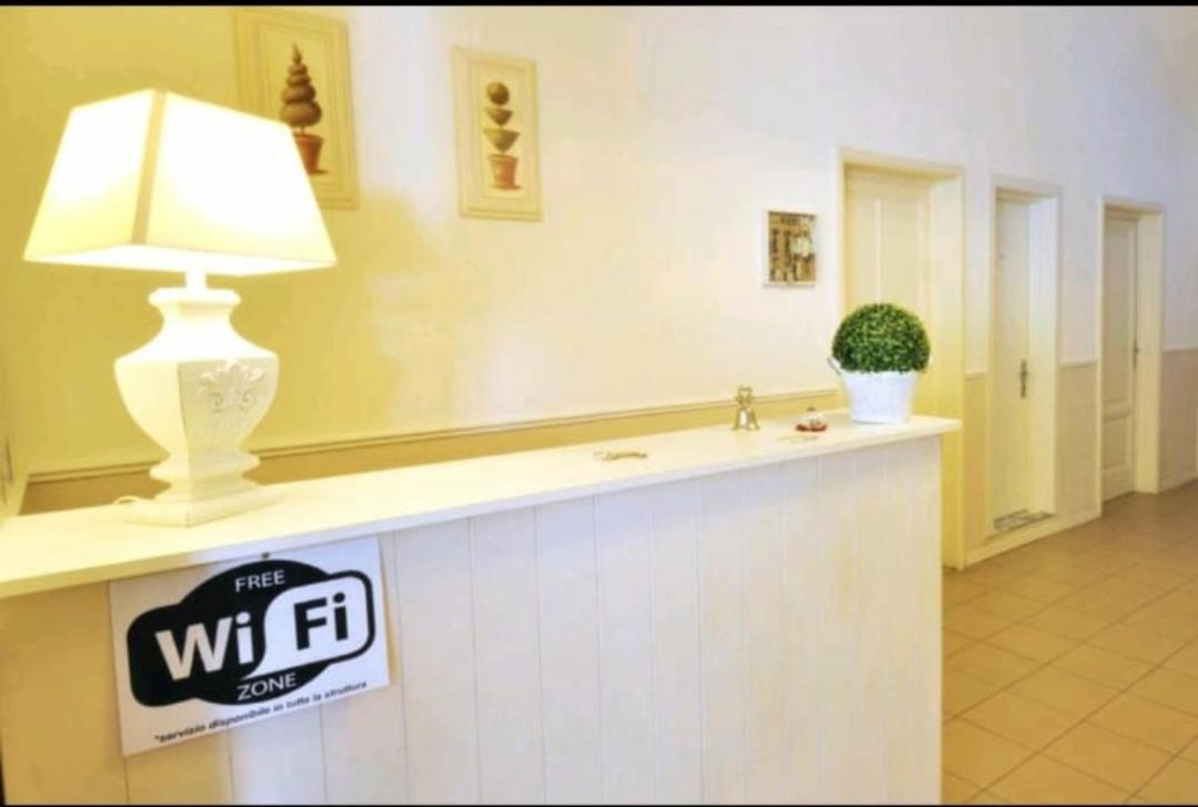 וירג'יו Hotel Lisa מראה חיצוני תמונה