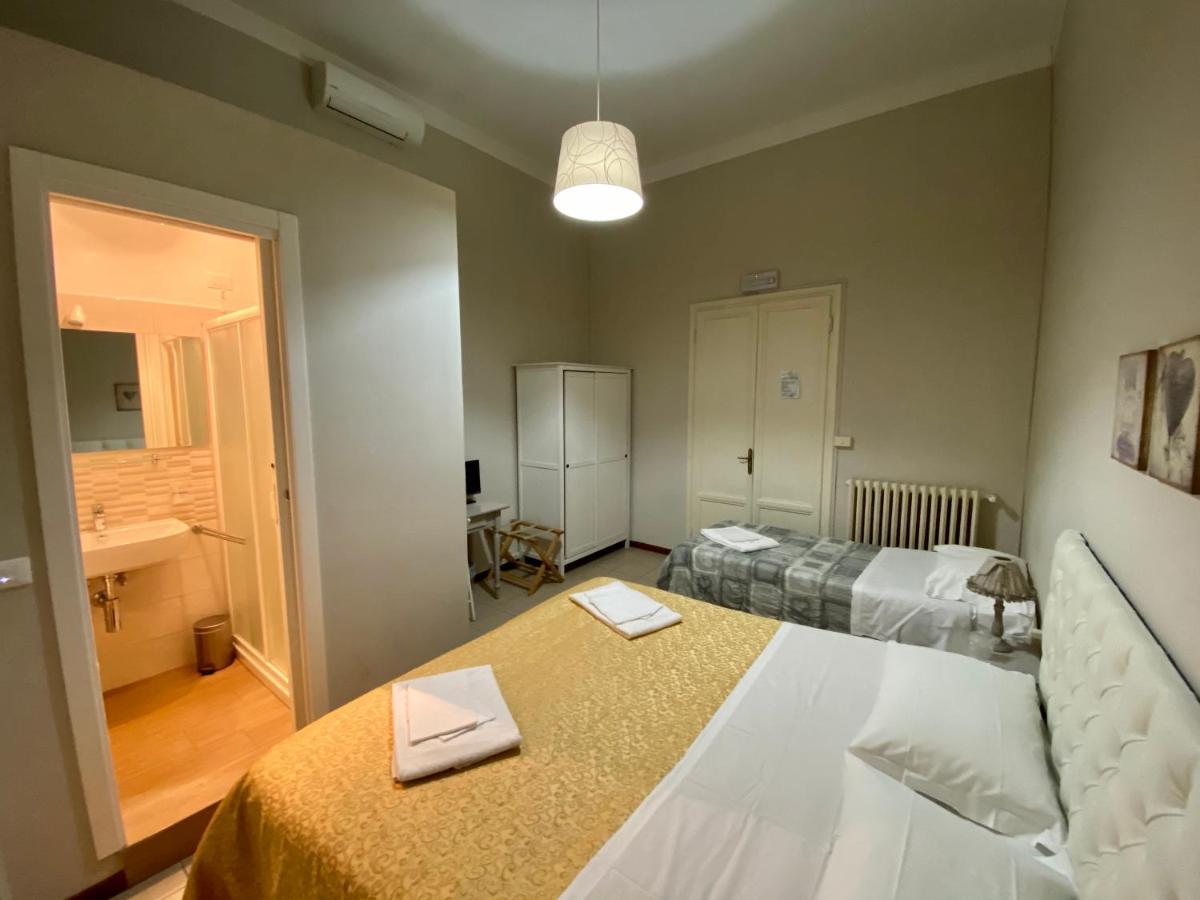 וירג'יו Hotel Lisa מראה חיצוני תמונה